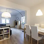 Sucha, Sun & Snow Apartment *
